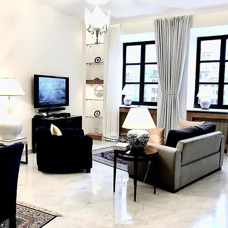 Mondrian Luxury Suites & Apartments Market Square IV 바르샤바 외부 사진