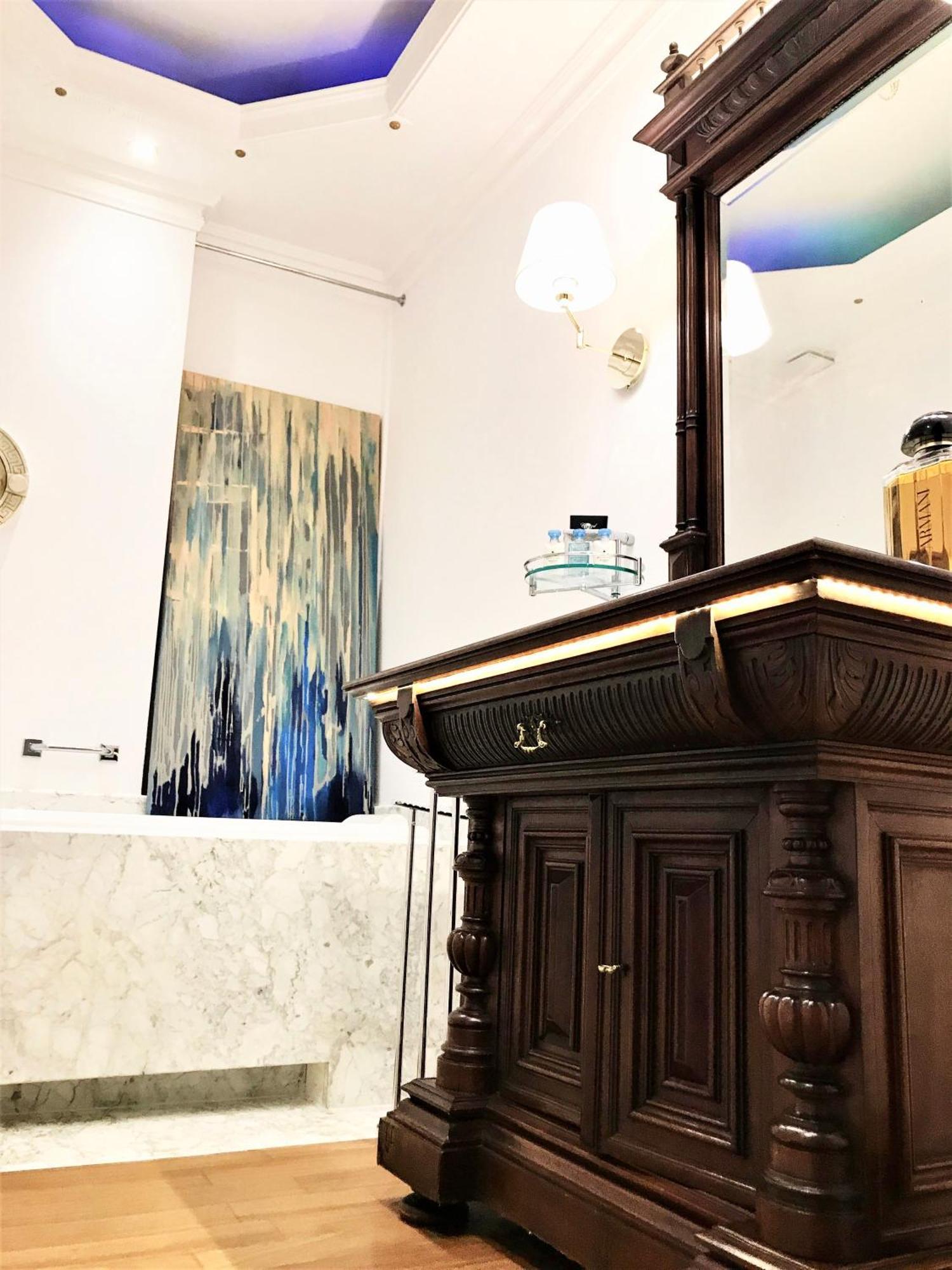 Mondrian Luxury Suites & Apartments Market Square IV 바르샤바 객실 사진