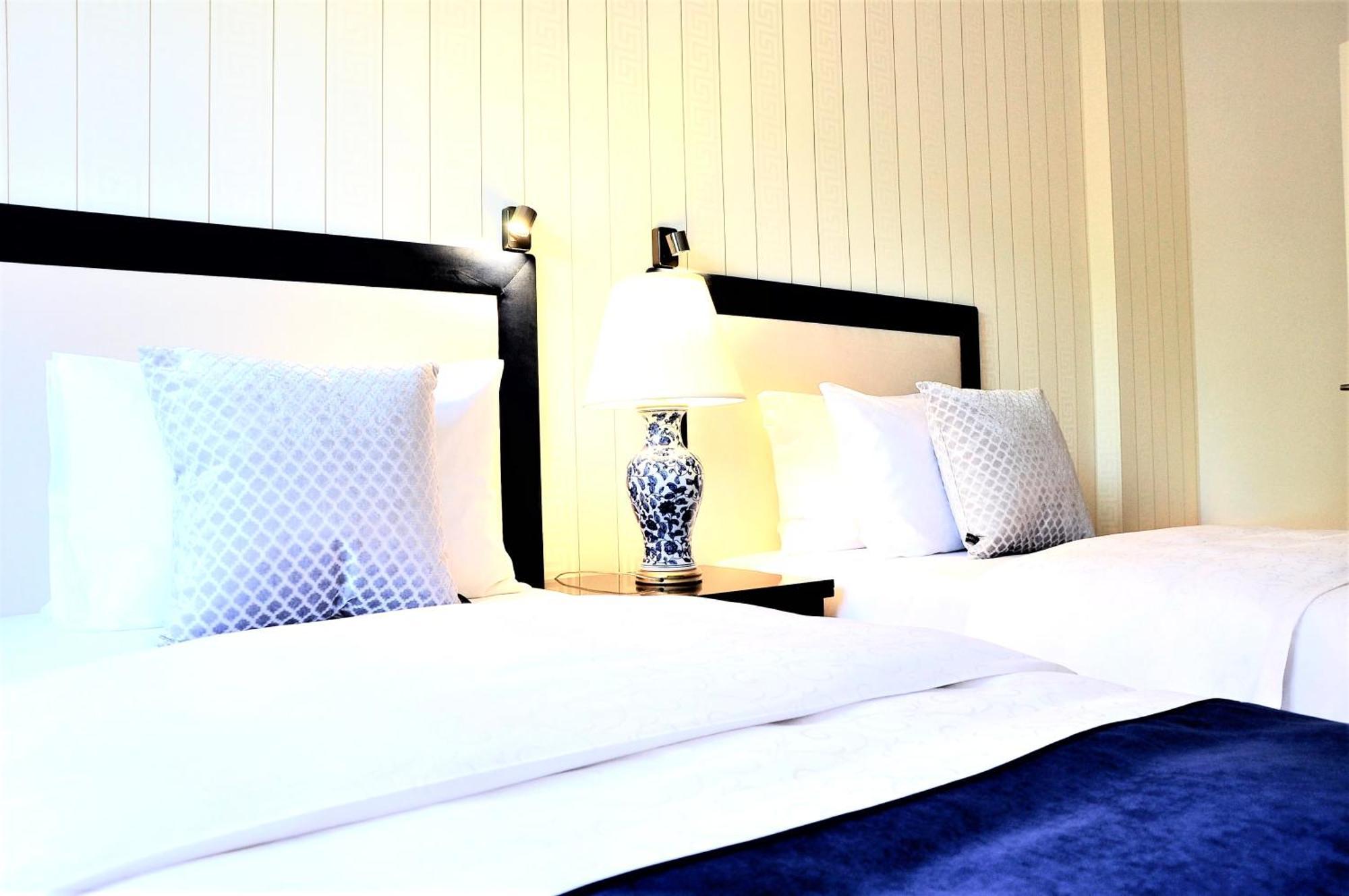 Mondrian Luxury Suites & Apartments Market Square IV 바르샤바 외부 사진