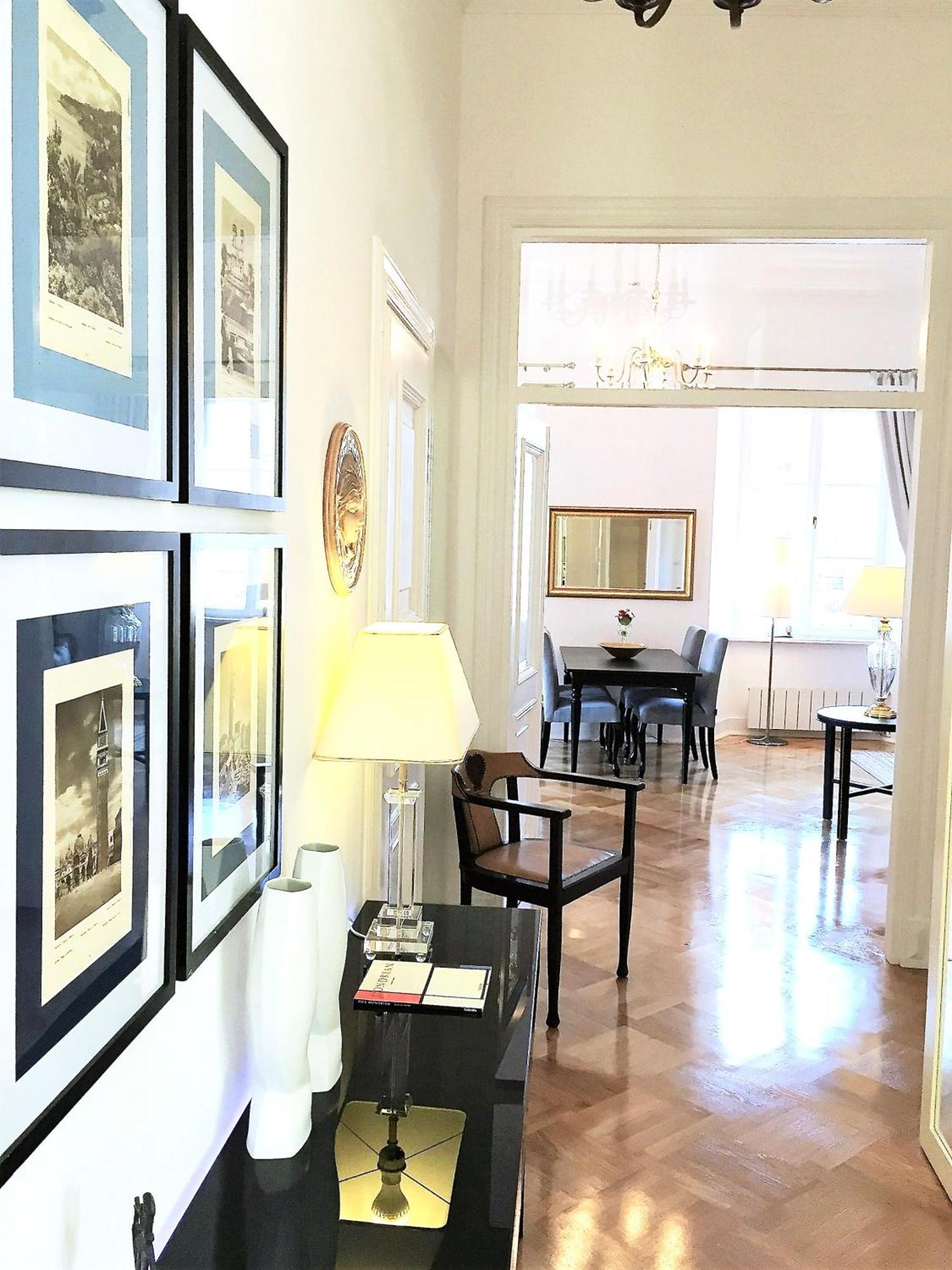 Mondrian Luxury Suites & Apartments Market Square IV 바르샤바 객실 사진