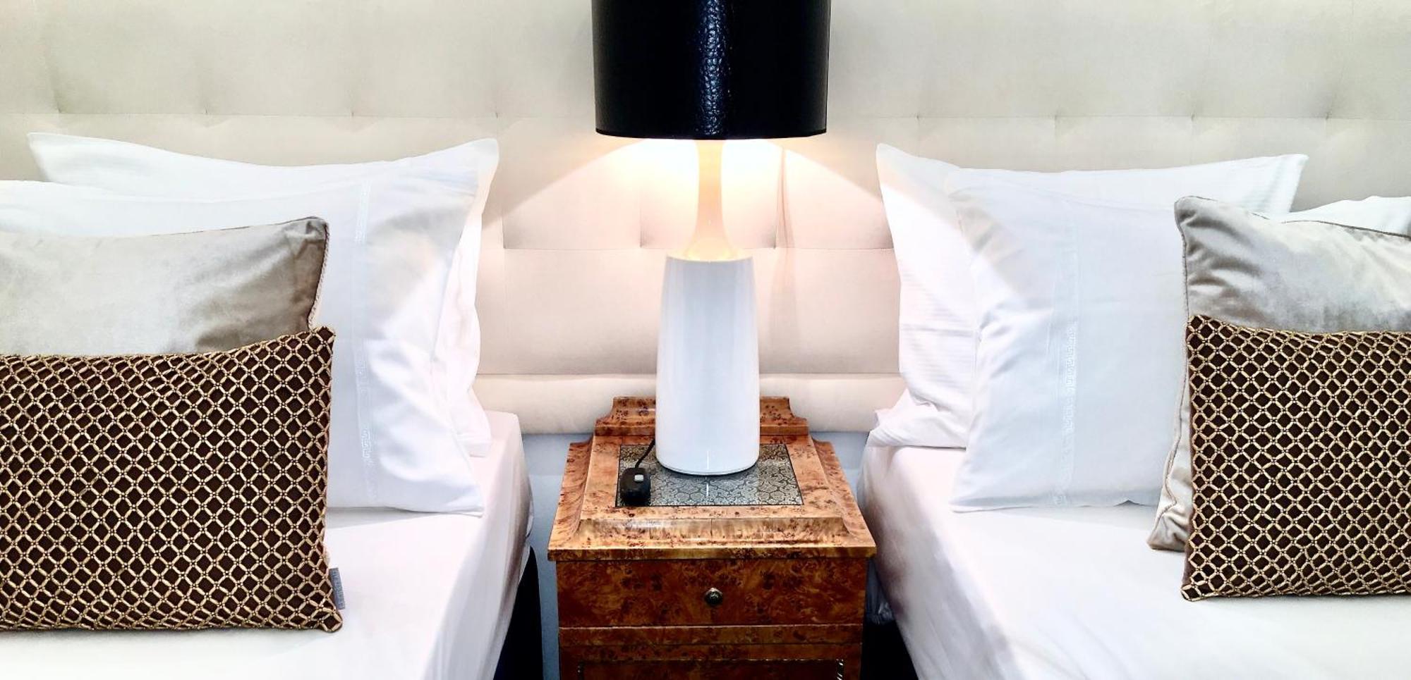 Mondrian Luxury Suites & Apartments Market Square IV 바르샤바 객실 사진